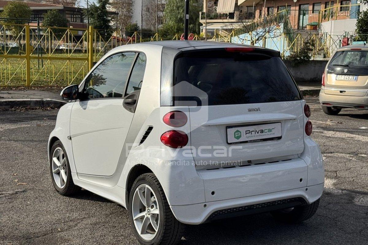 SMART fortwo 1000 62 kW coupé passion