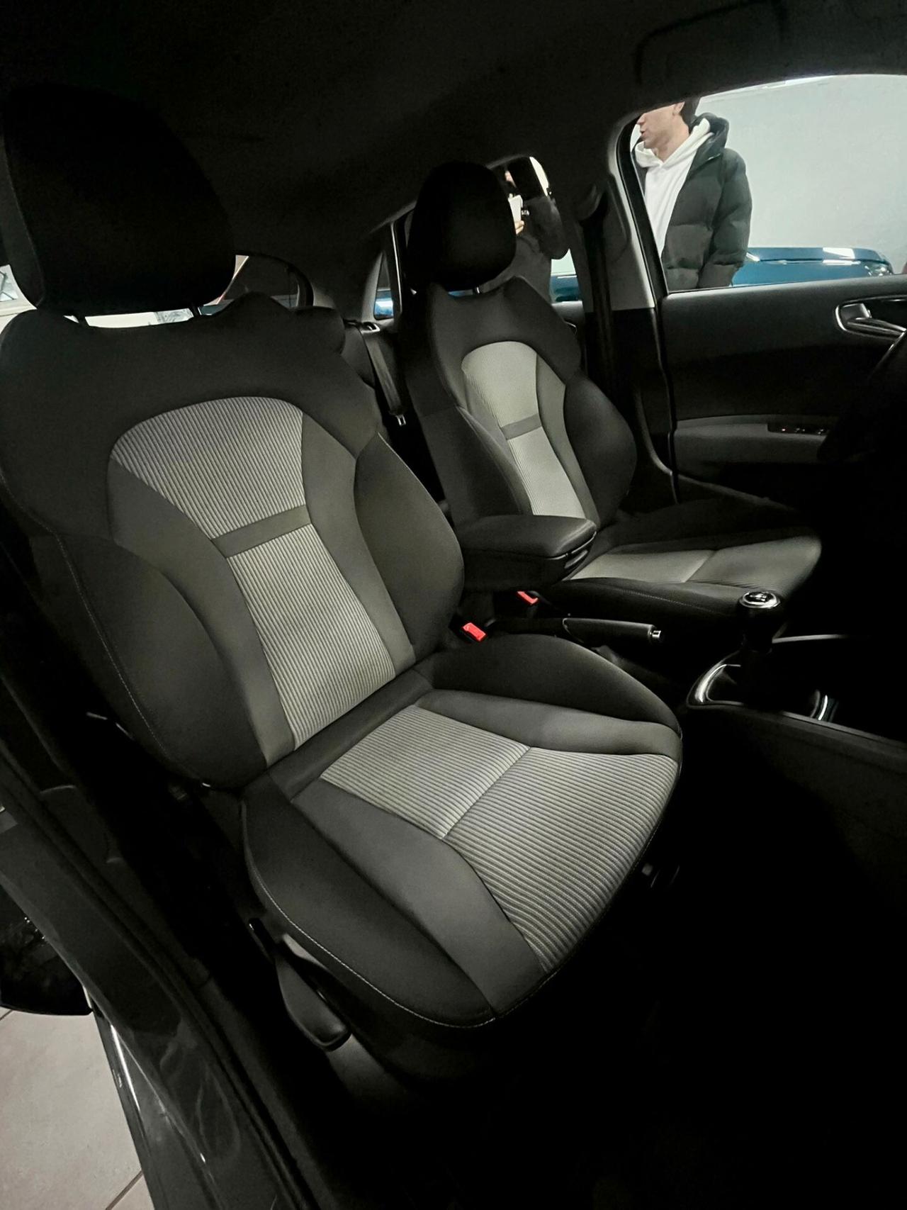 Audi A1 SPB 1.0 TFSI ultra Design