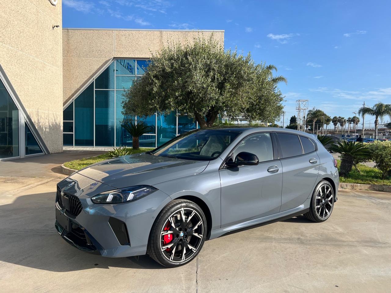 Bmw 118d MSport Pro possibilità noleggio no scoring