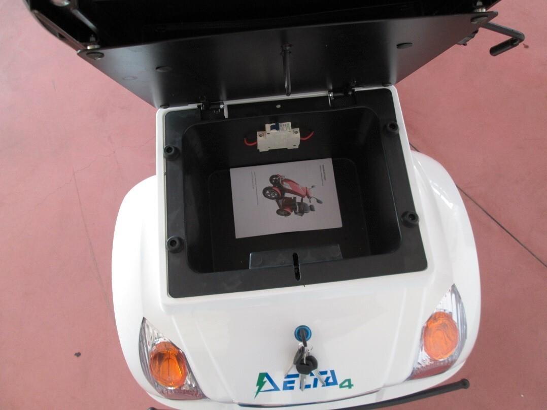 Altro Altro scooter