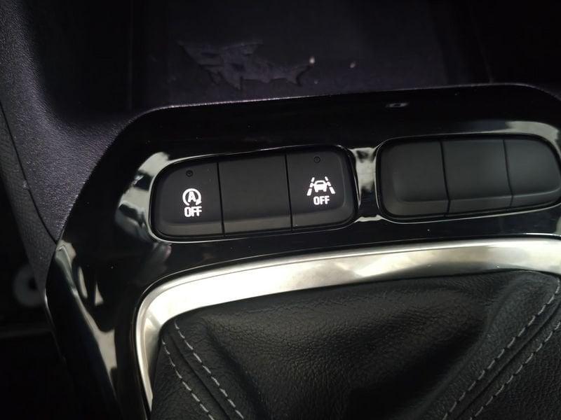 Opel Corsa 1.2 75cv GS MT5