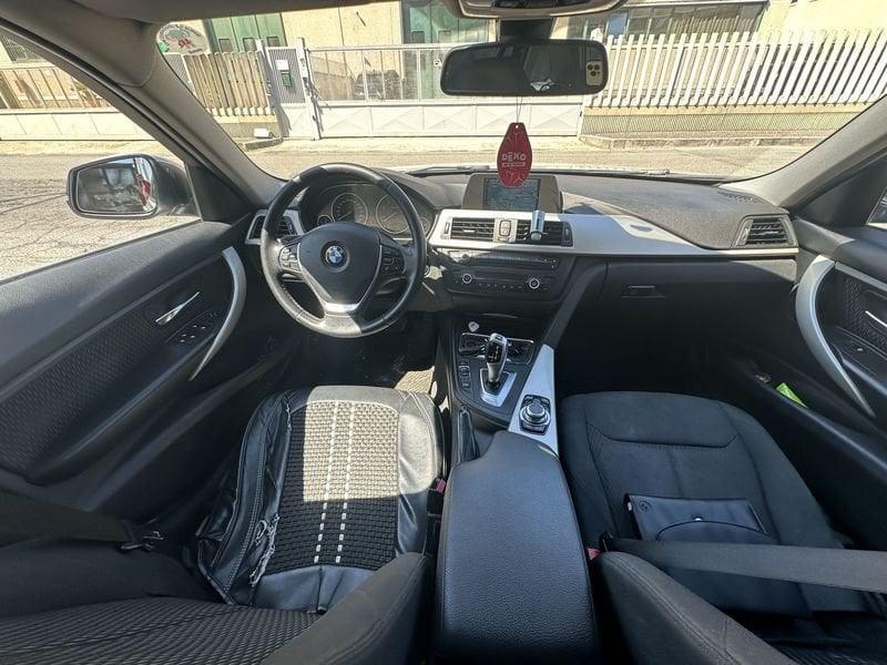 BMW Serie 3 318d Touring Auto