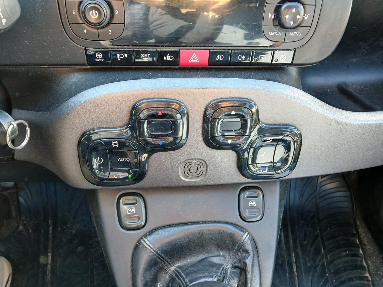 Fiat Panda 1.3 MJT S&S Lounge 75cv