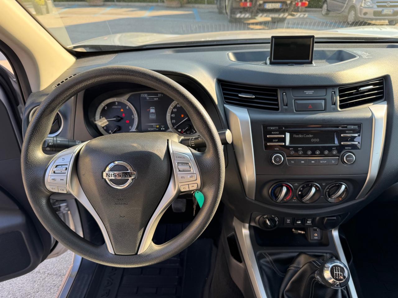 Nissan Navara 2.3 dCi 4WD King Cab, Pedana Scorrevole, hardtop