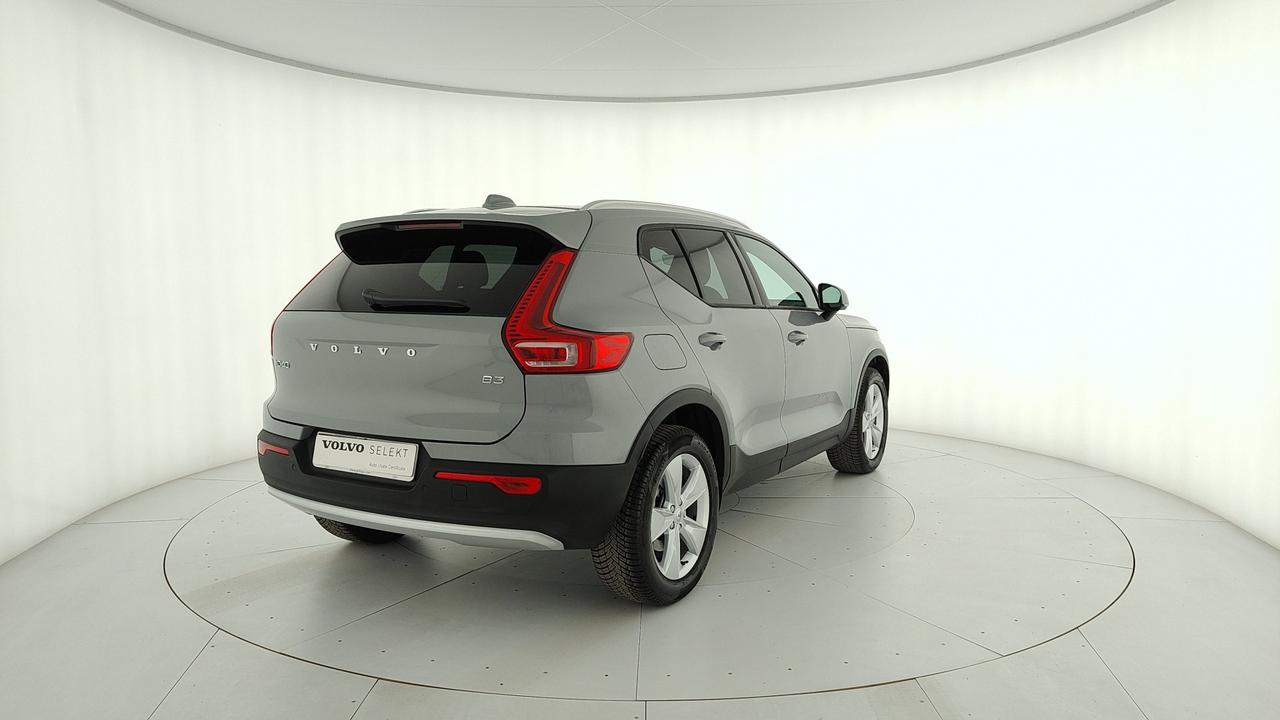VOLVO XC40 2.0 b3 Core auto