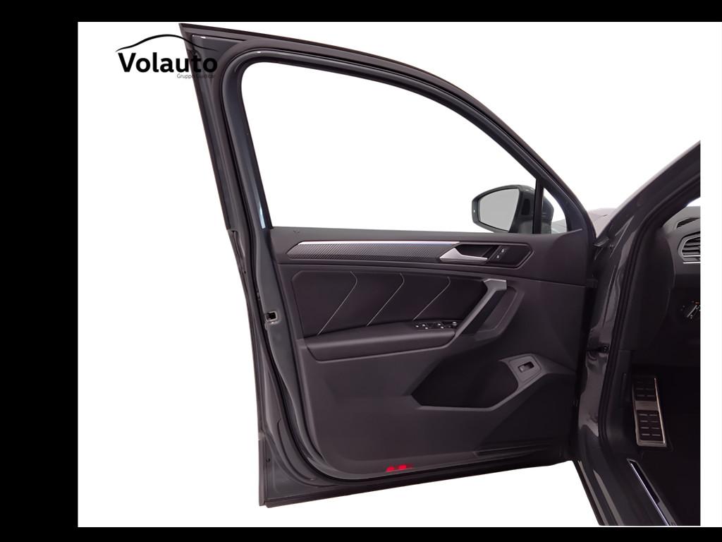 VOLKSWAGEN Tiguan II 2021 - Tiguan 2.0 tsi R-Line 4motion 190cv dsg