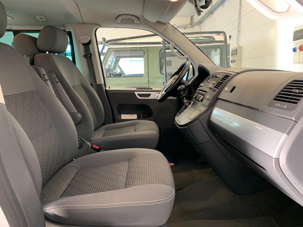 Volkswagen Multivan 2.0 BiTDI 180CV Comfortline