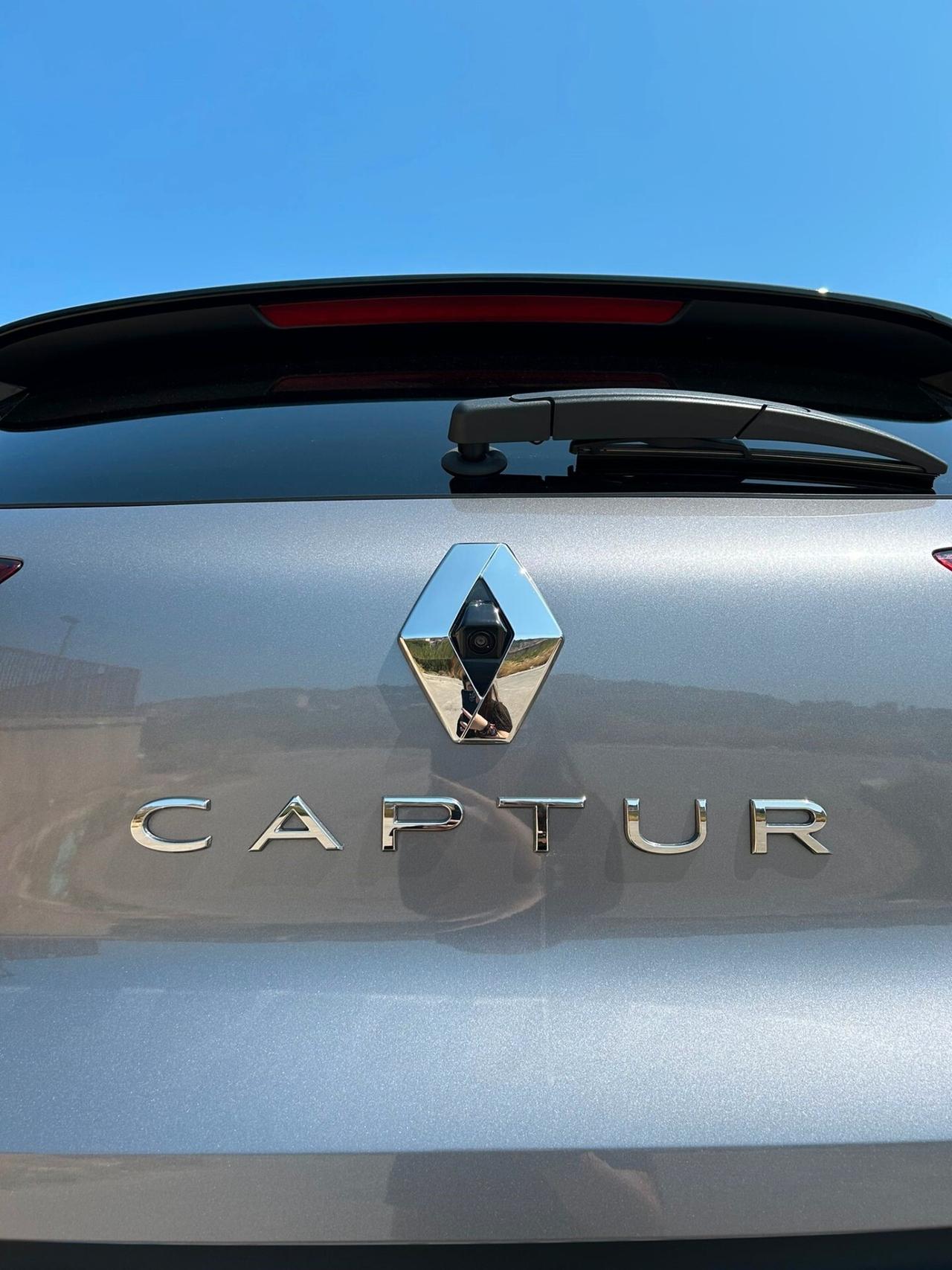 Renault Captur Plug-in Hybrid E-Tech Intens