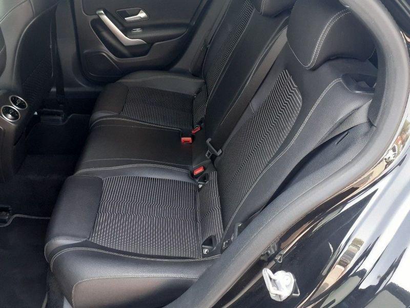 Mercedes-Benz Classe A A 180 d Automatic Premium CERCHI 19" AMG KM CERTIFICATI