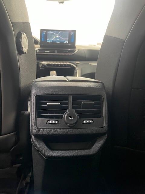 Peugeot 3008 BlueHDi 130 S&S EAT8 Allure Pack