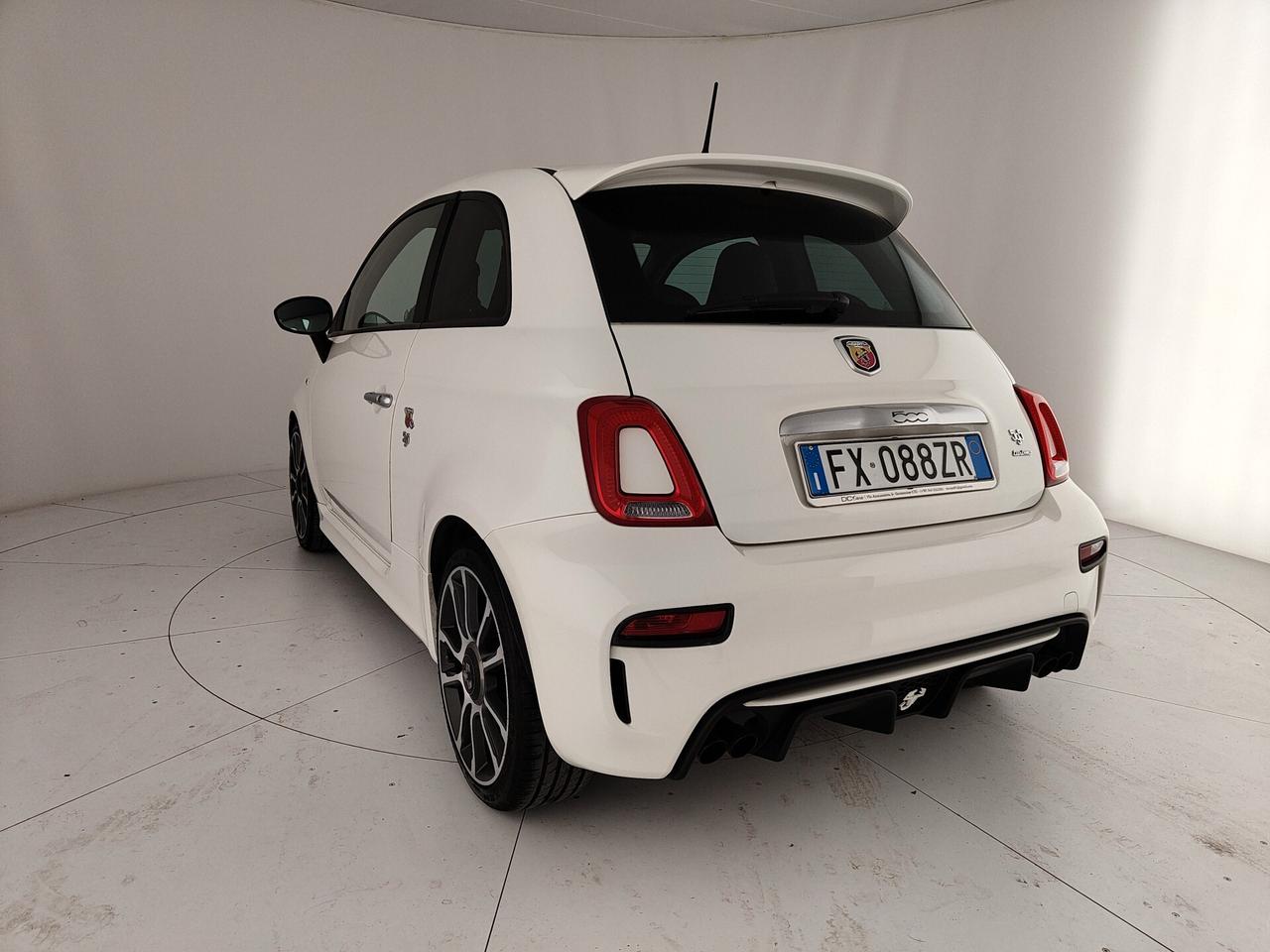 Abarth 595 1.4 Turbo T-Jet 165 CV Turismo