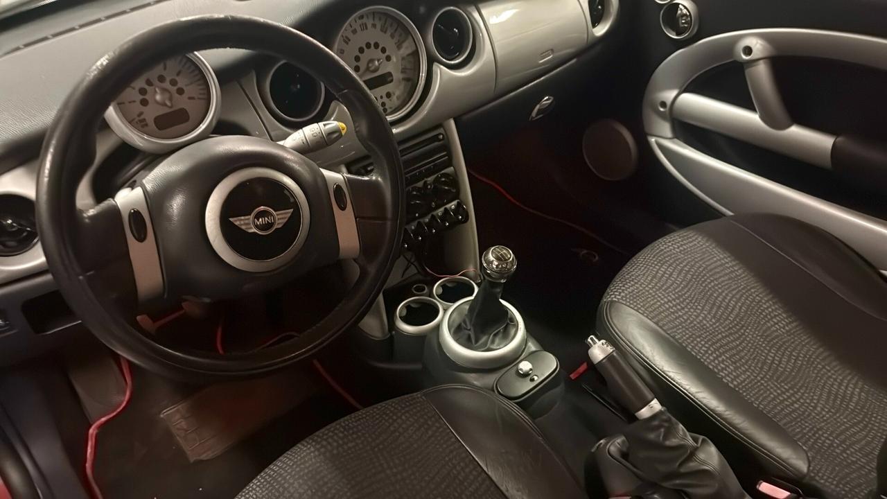Mini 1.6 16V Cooper