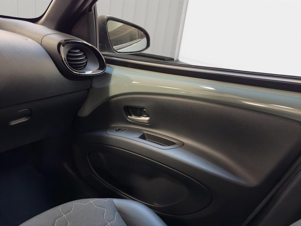 Toyota Aygo X 1.0 Lounge 72cv s-cvt