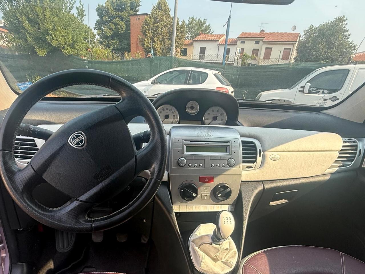 Lancia Ypsilon 1.2 Elle