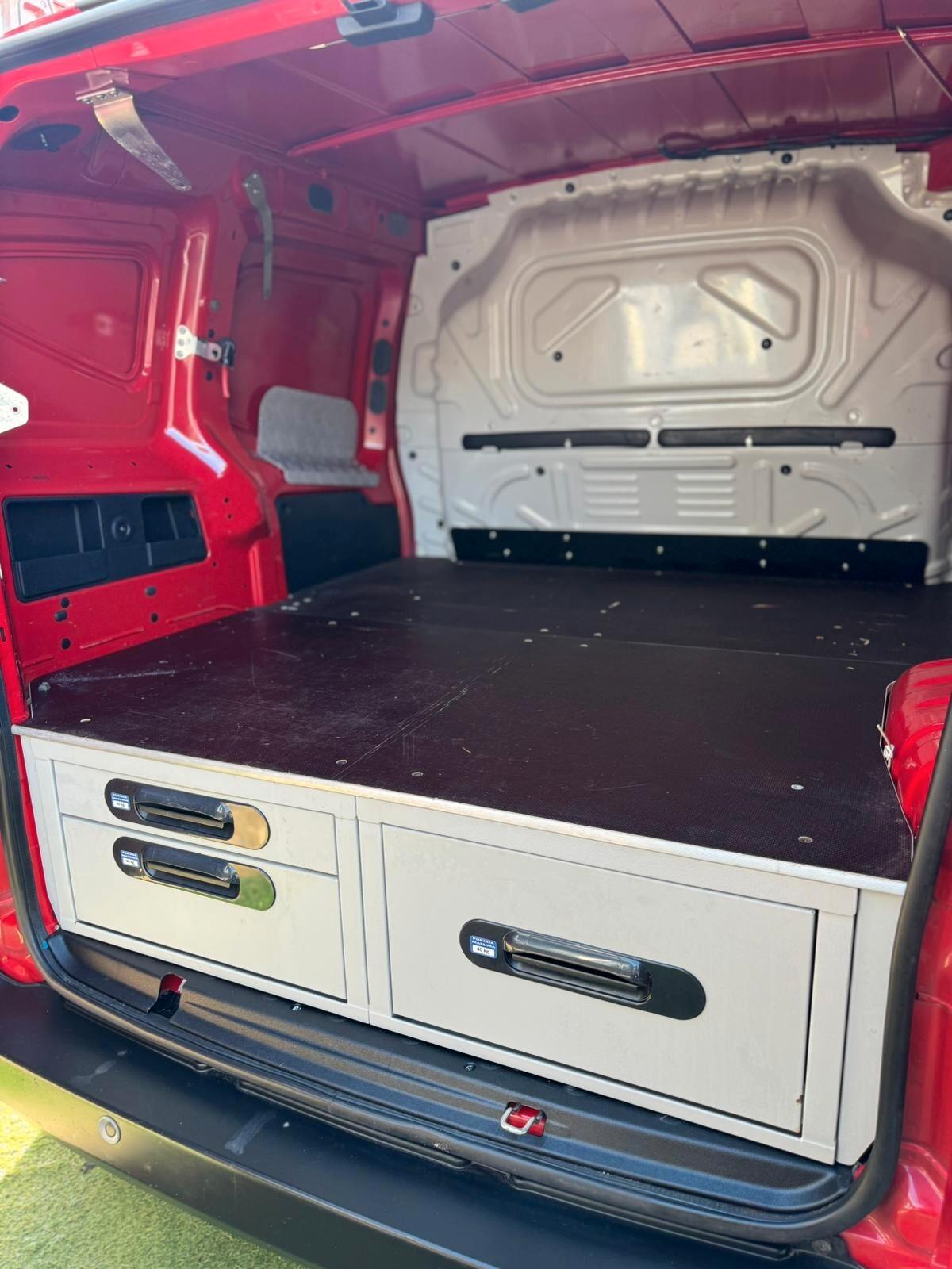 Fiat Fiorino 1.3 MJT 95CV Cargo Adventure