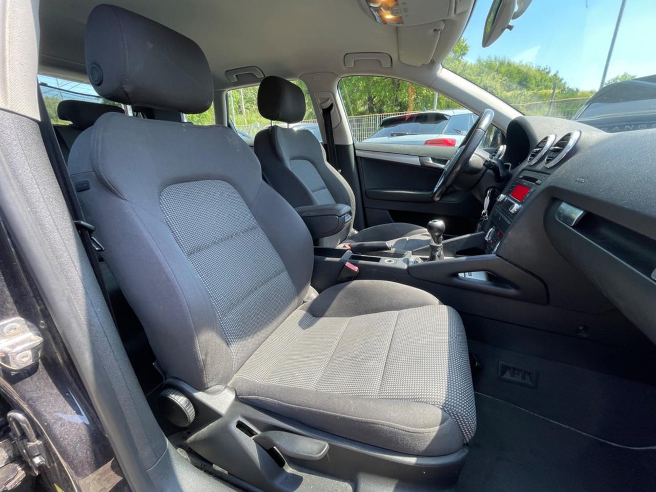 Audi A3 1.6 TDI 105 CV CR S tr. Ambiente