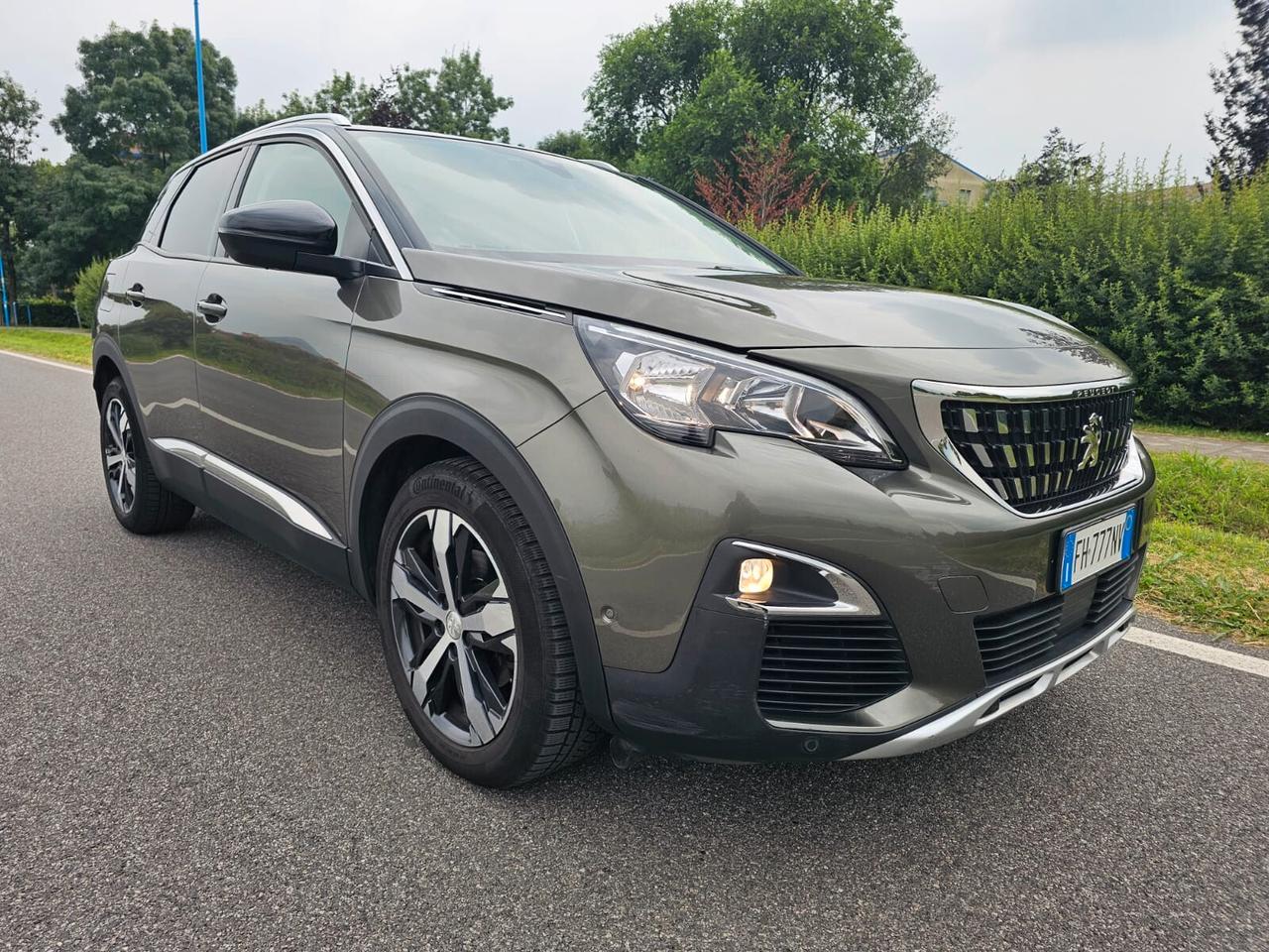 PEUGEOT 3008 1,6 BLUEHDI GT LINE – CAMBIO AUTOMATICO