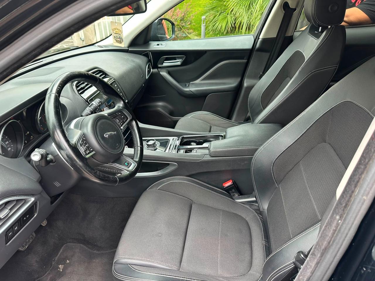 Jaguar F-Pace 2.0 D 180 CV AWD Prestige 2017
