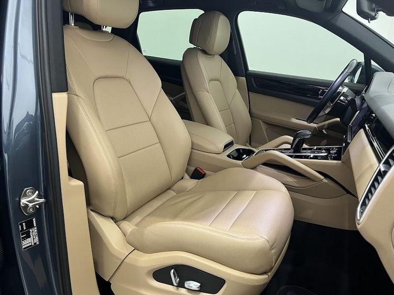 Porsche Cayenne 3.0 V6