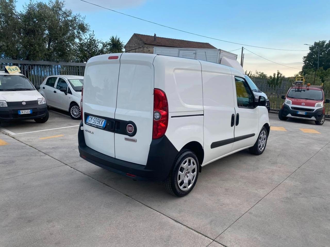 Fiat Doblò 1.6 Mjt2 120 CV 3 posti 12/2022