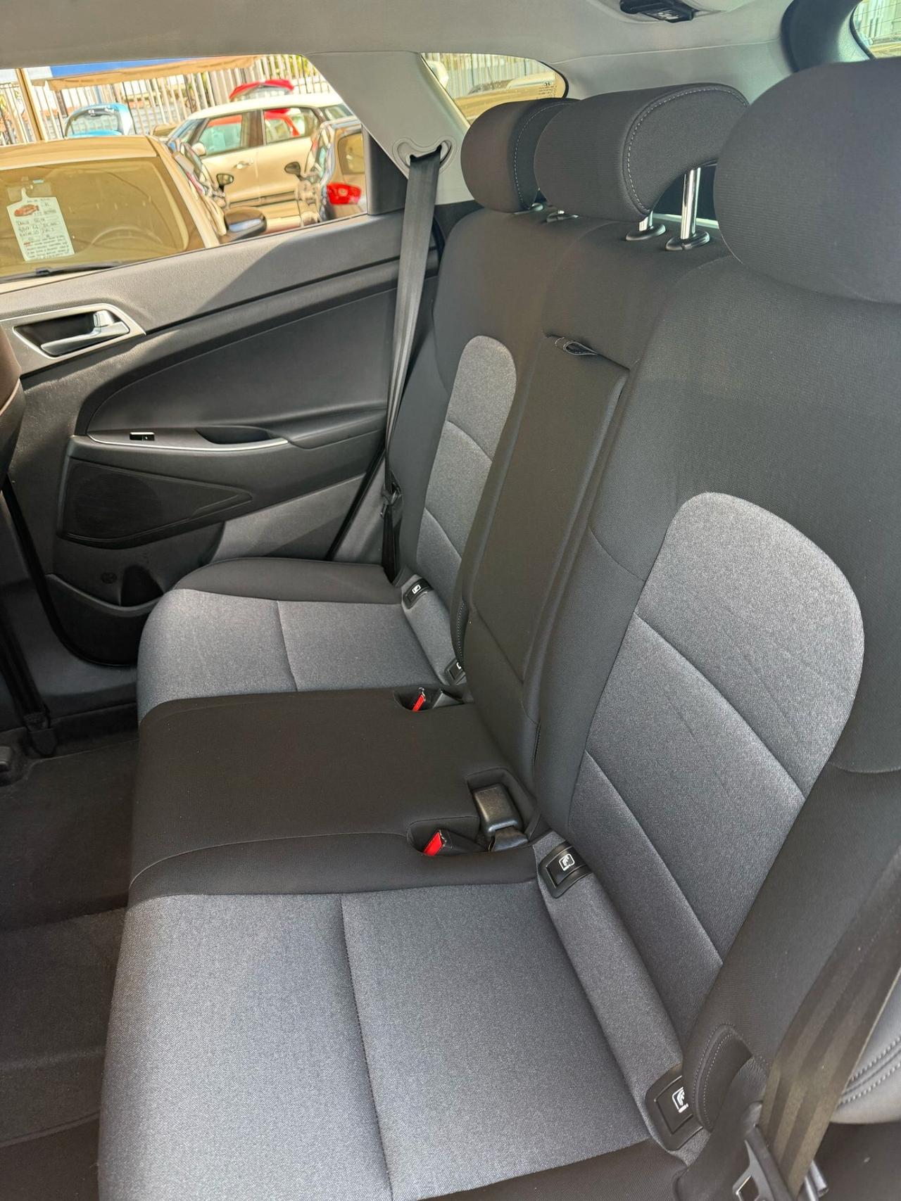 HYUNDAI TUCSON i-X35 1,6 DIESEL CAMBIO AUTOMATICO