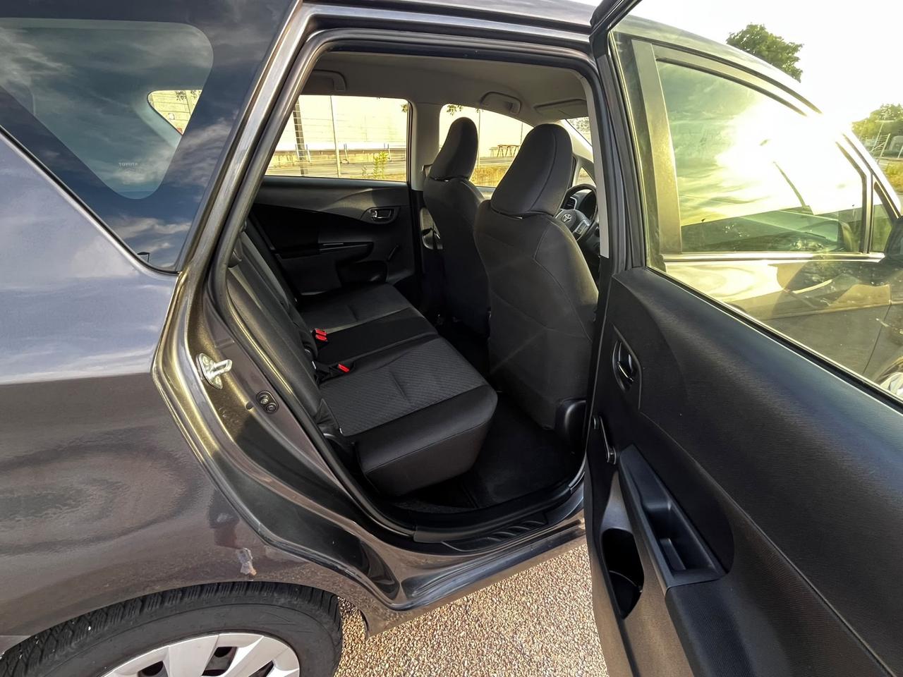 Toyota Verso-S 1.3 MT