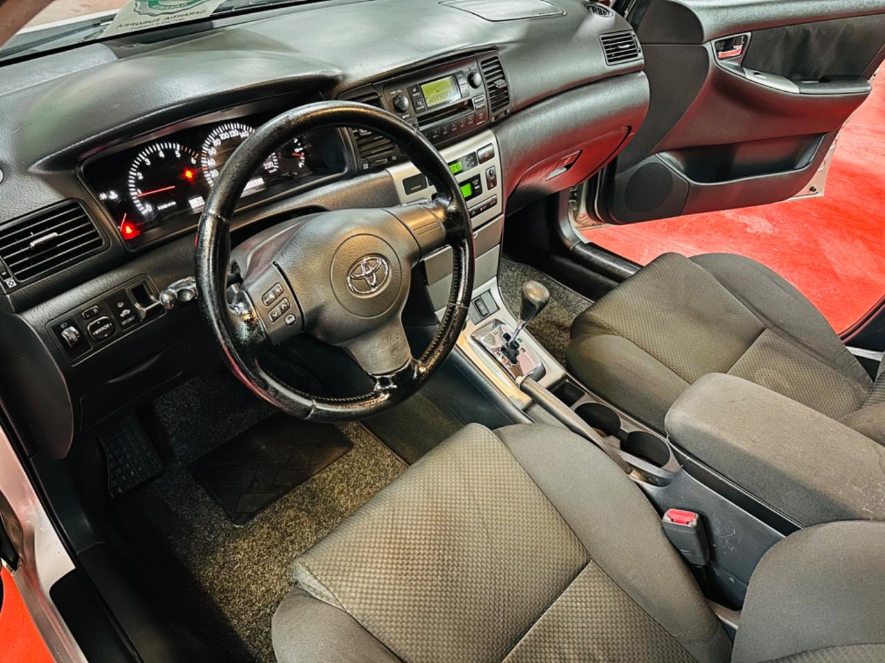 Toyota Corolla 1.4 D-4D Cambio Automatico