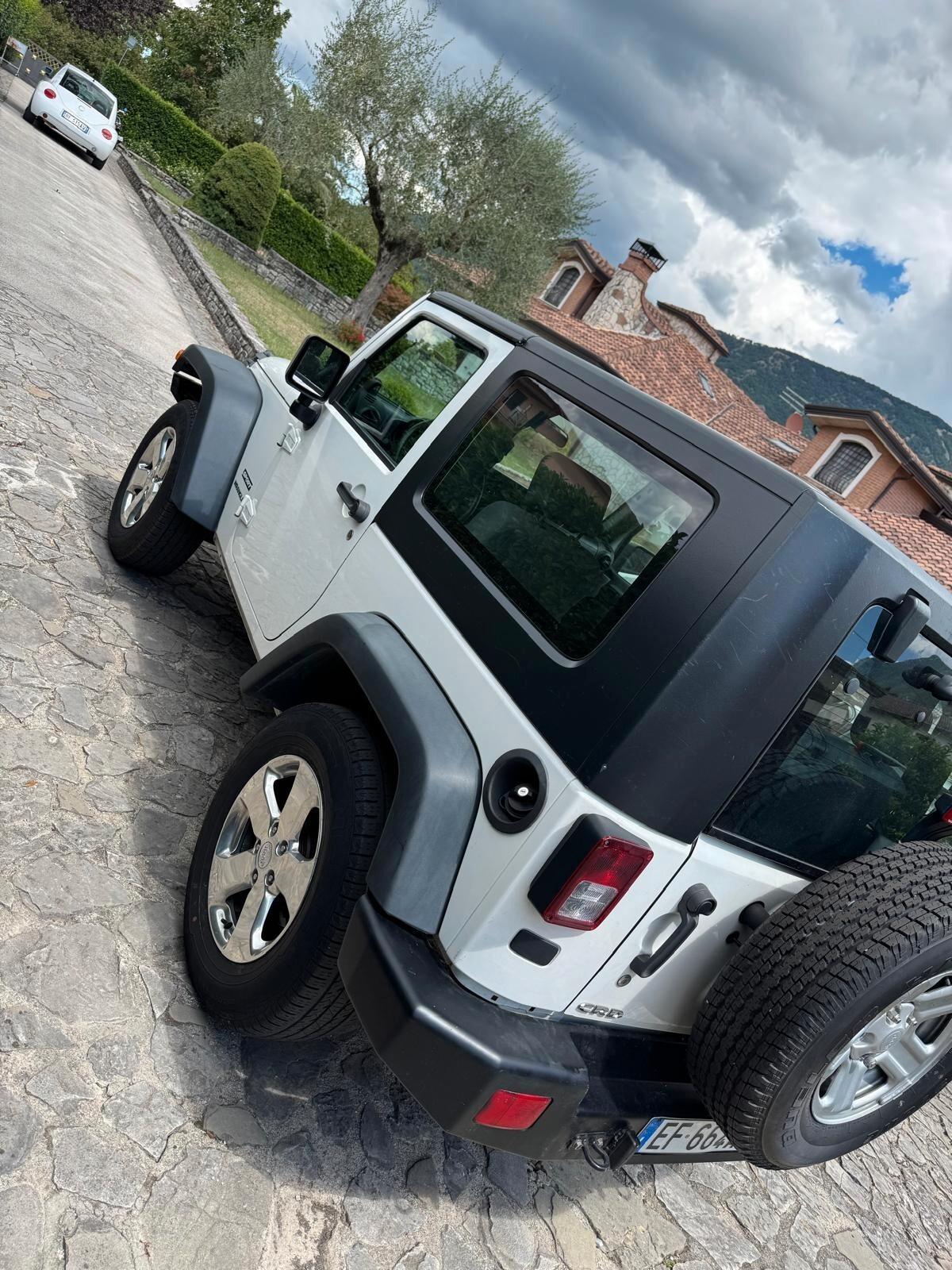 Jeep Wrangler 2.8 CRD hard top ( km originali) soli 123200 km