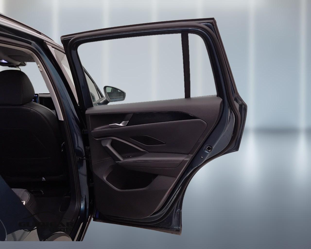 VOLKSWAGEN Tiguan III 2024 - Tiguan 2.0 tdi Life 150cv dsg