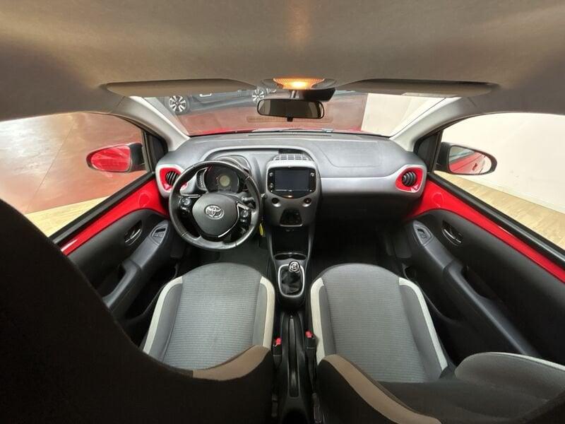 Toyota Aygo 1.0 72 CV x-play