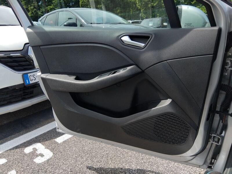 Renault Clio V 2019 1.6 hybrid Zen E-Tech 140cv auto