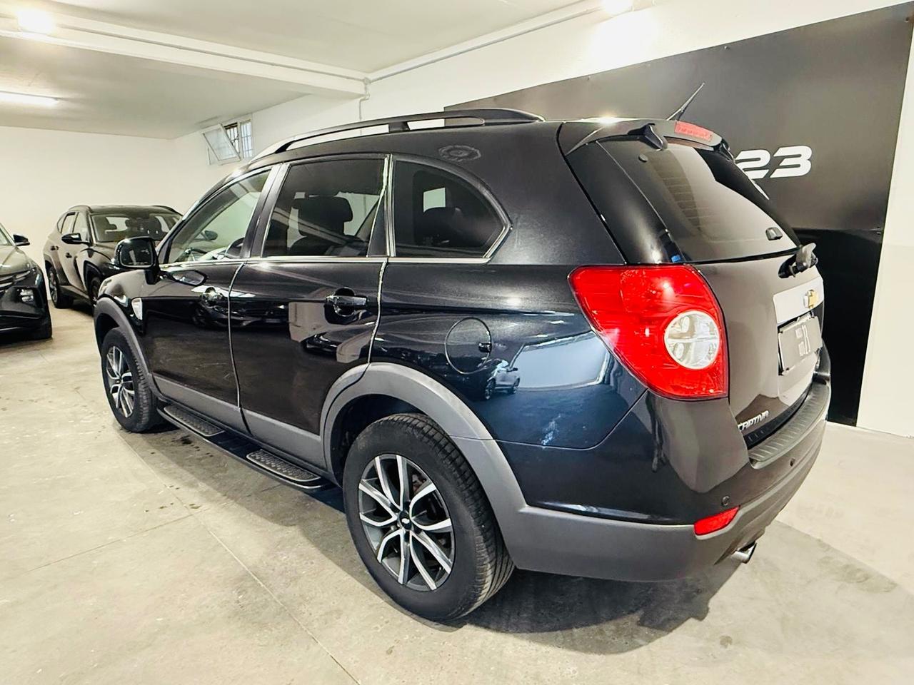 Chevrolet Captiva 2.0 VCDi LTZ*127 CV*7 POSTI*PEDANE*