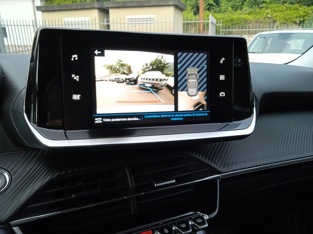Peugeot 2008 BlueHDi 100 S&S Allure Navi Pack