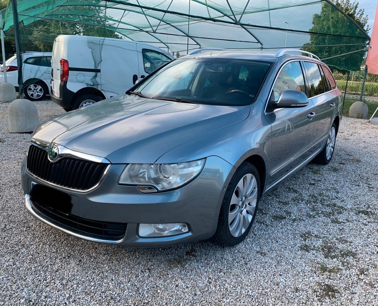 Skoda Superb 2.0 TDI CR 170CV Wagon Elegance