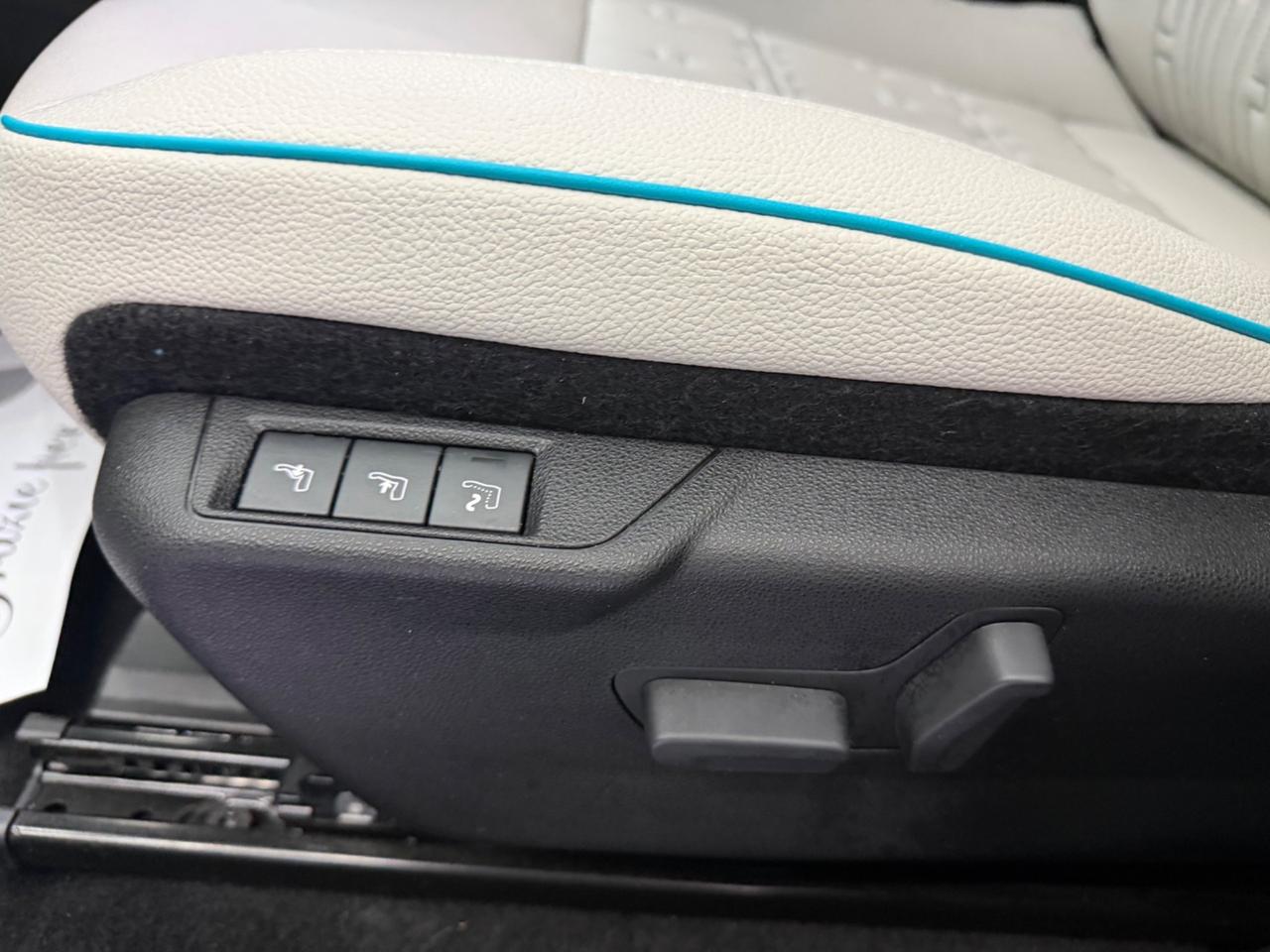 Fiat 600 Hybrid 100 CV DCT MHEV La Prima