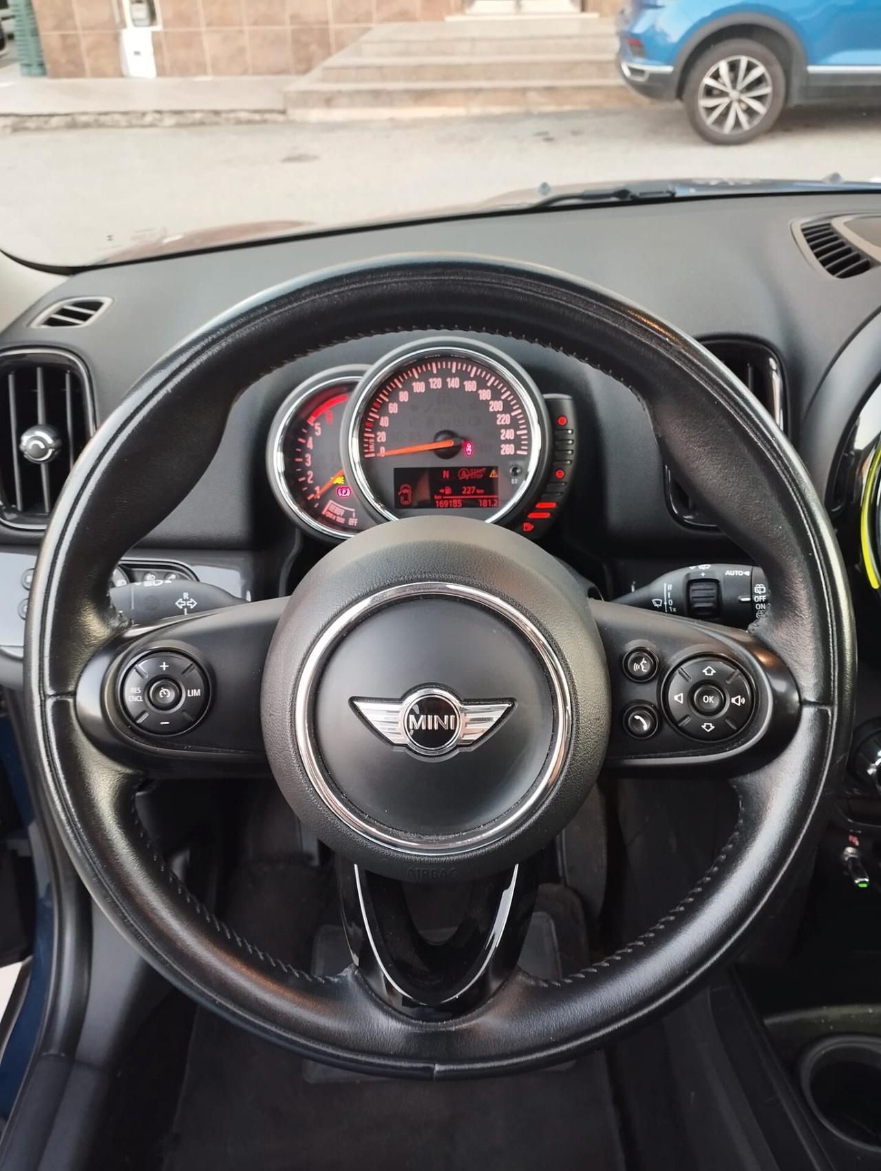 Mini Cooper D Countryman MINI Cooper D Countryman 2.0 Cooper D Business