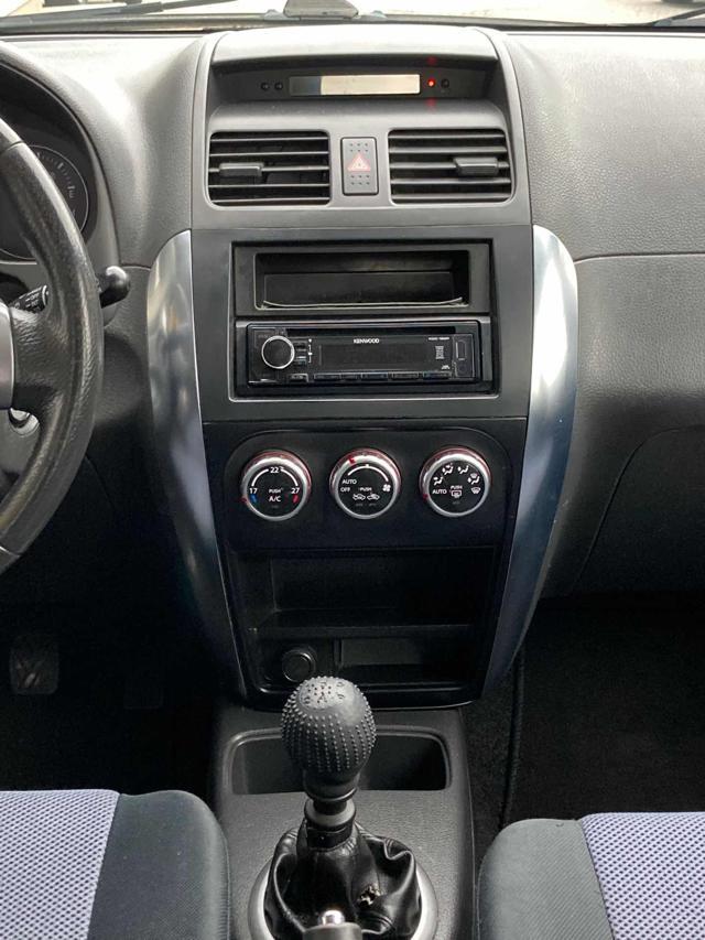 FIAT Sedici 1.9 MJT 4x4 Emotion