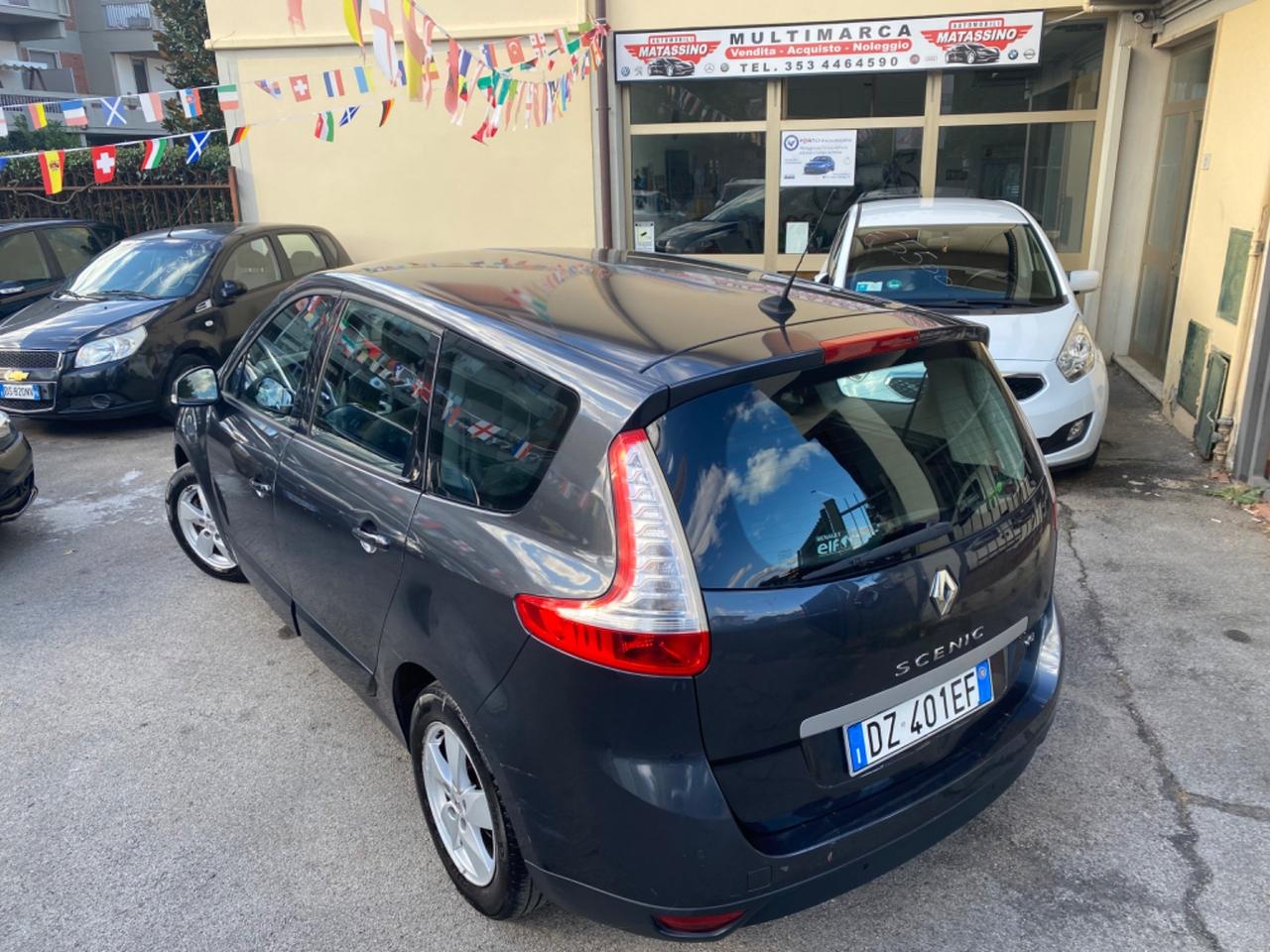 Renault Gran Scénic 1.9 dCi 130CV EleGO