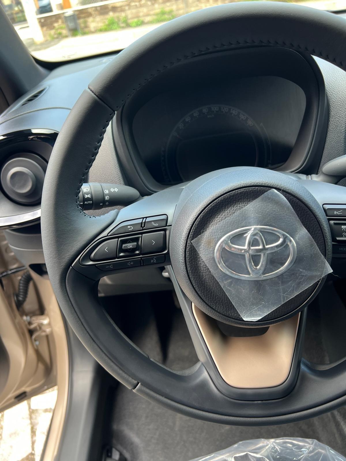 Toyota Aygo X 1.0 VVT-i 72 CV 5 porte Lounge