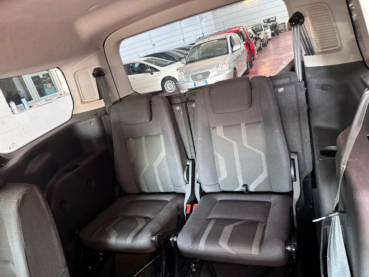 Ford Tourneo Connect 7POSTI 1.6 EcoBoost aut. Plus