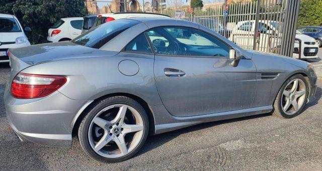 MERCEDES-BENZ SLK 200 Premium AMG
