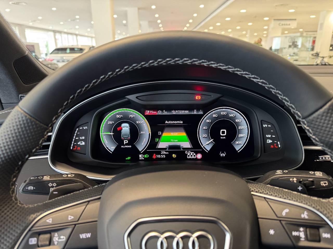 AUDI Q7 60 TFSI E TIPTRONIC QUATTRO S-LINE