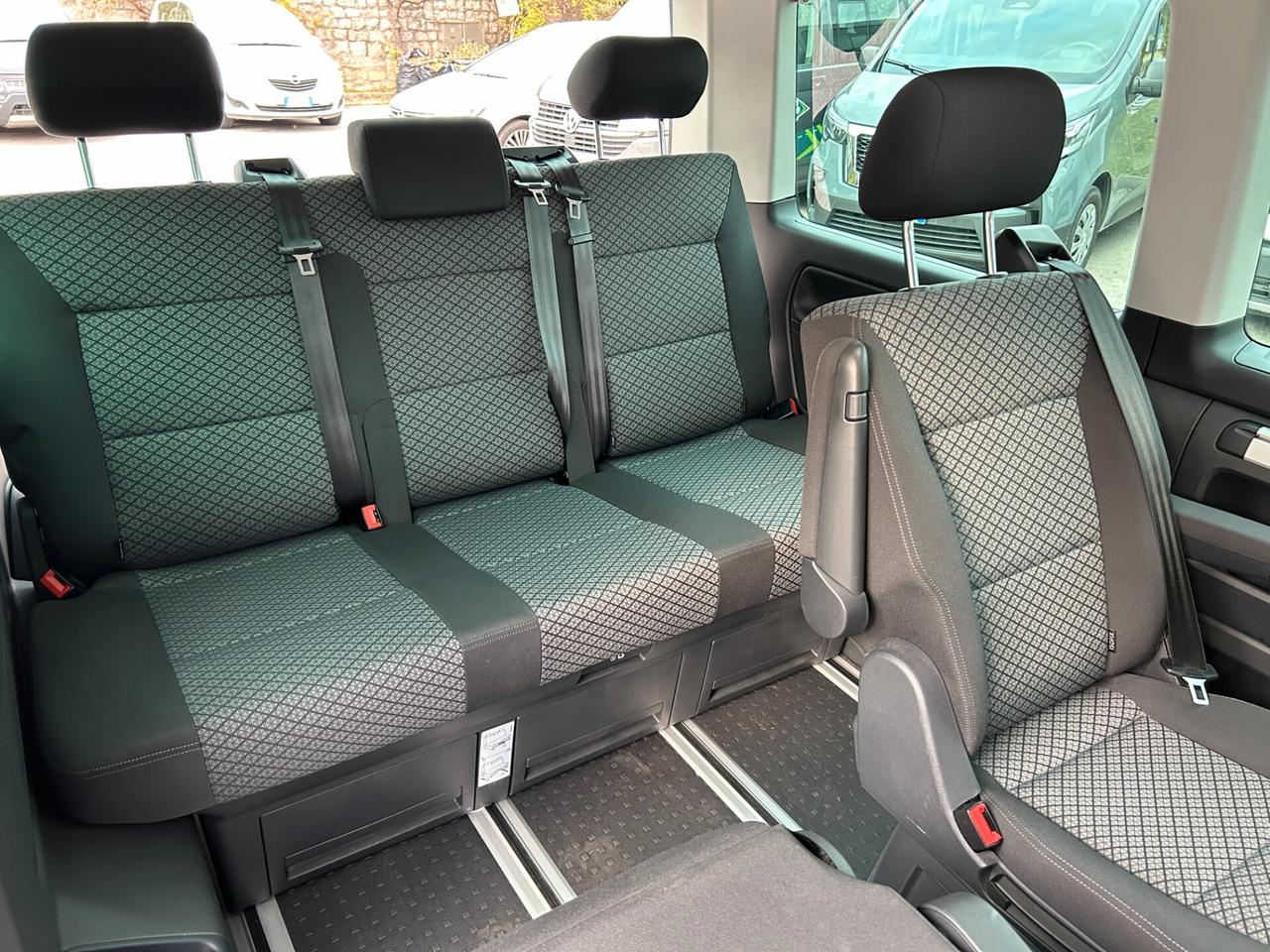 Volkswagen Multivan trendline T6.1 2.0 tdi 150 cv DSG 4motion