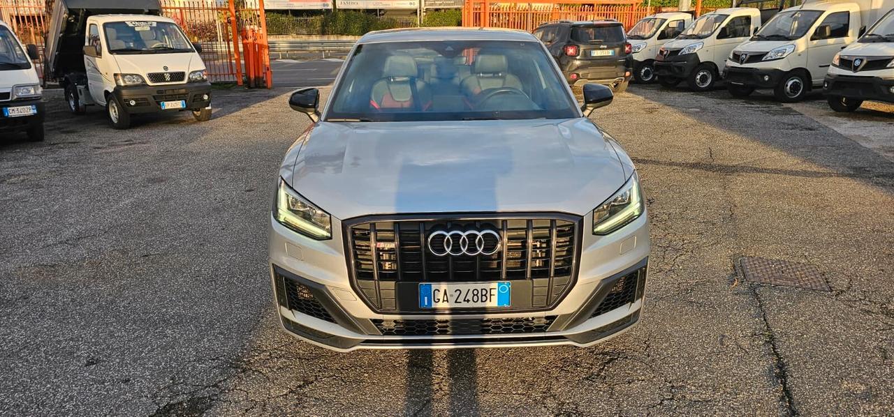 Audi SQ2 TFSI quattro S tronic sport attitude