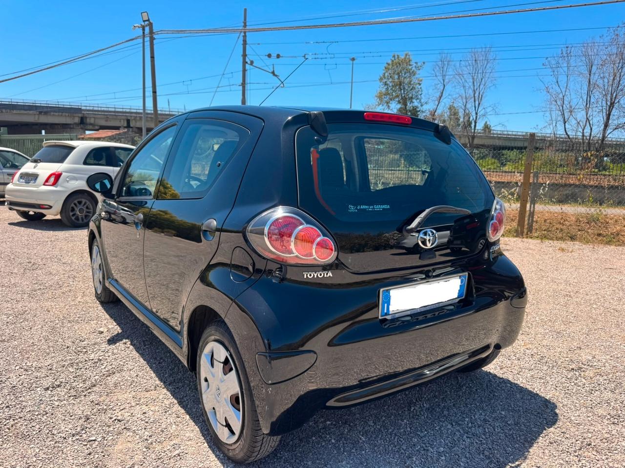 Toyota Aygo 1.0 12V VVT-i 5 porte Deep Ocean Connect