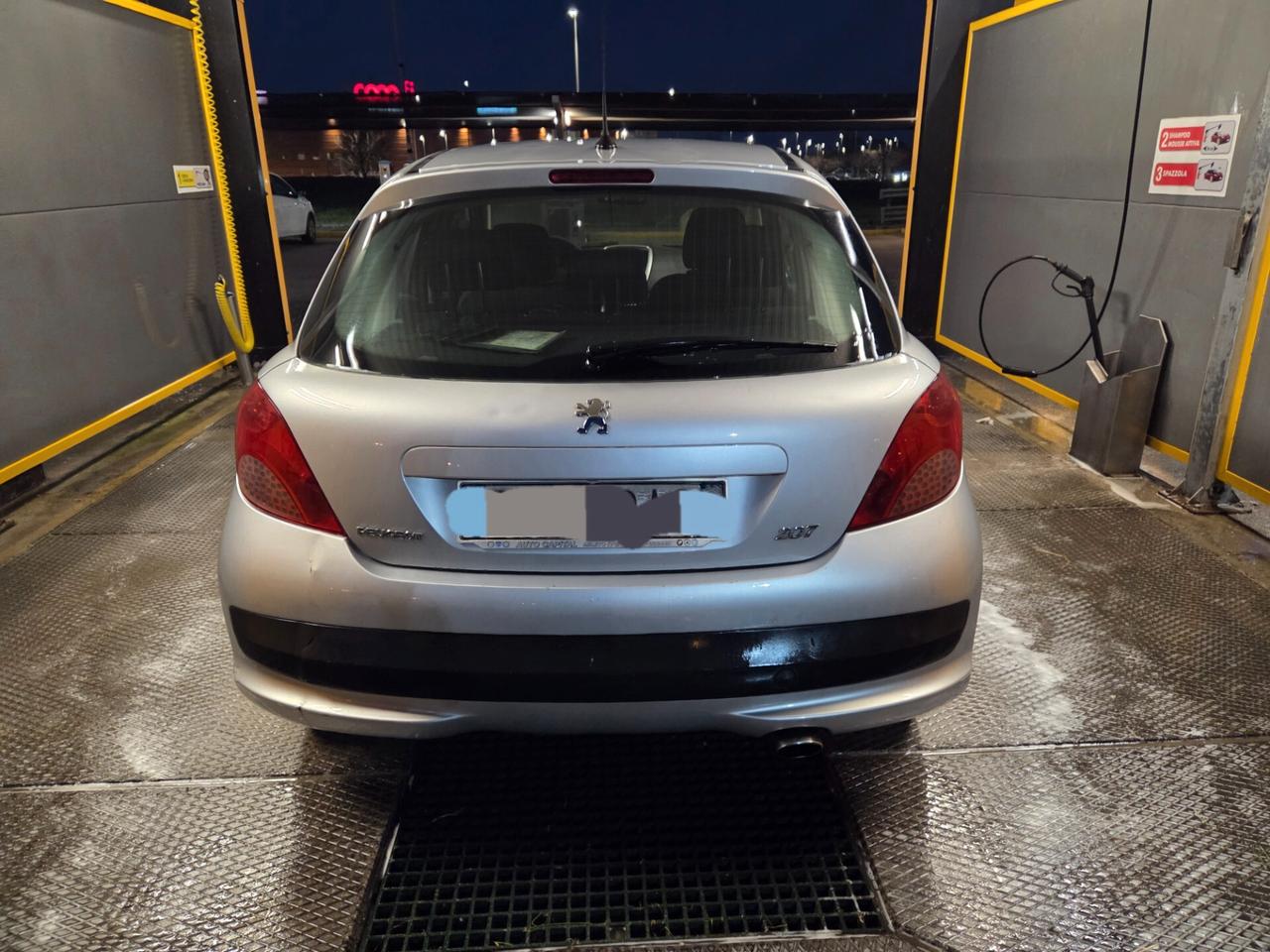 Peugeot 207 1.6 HDi 90CV 5p. 2008