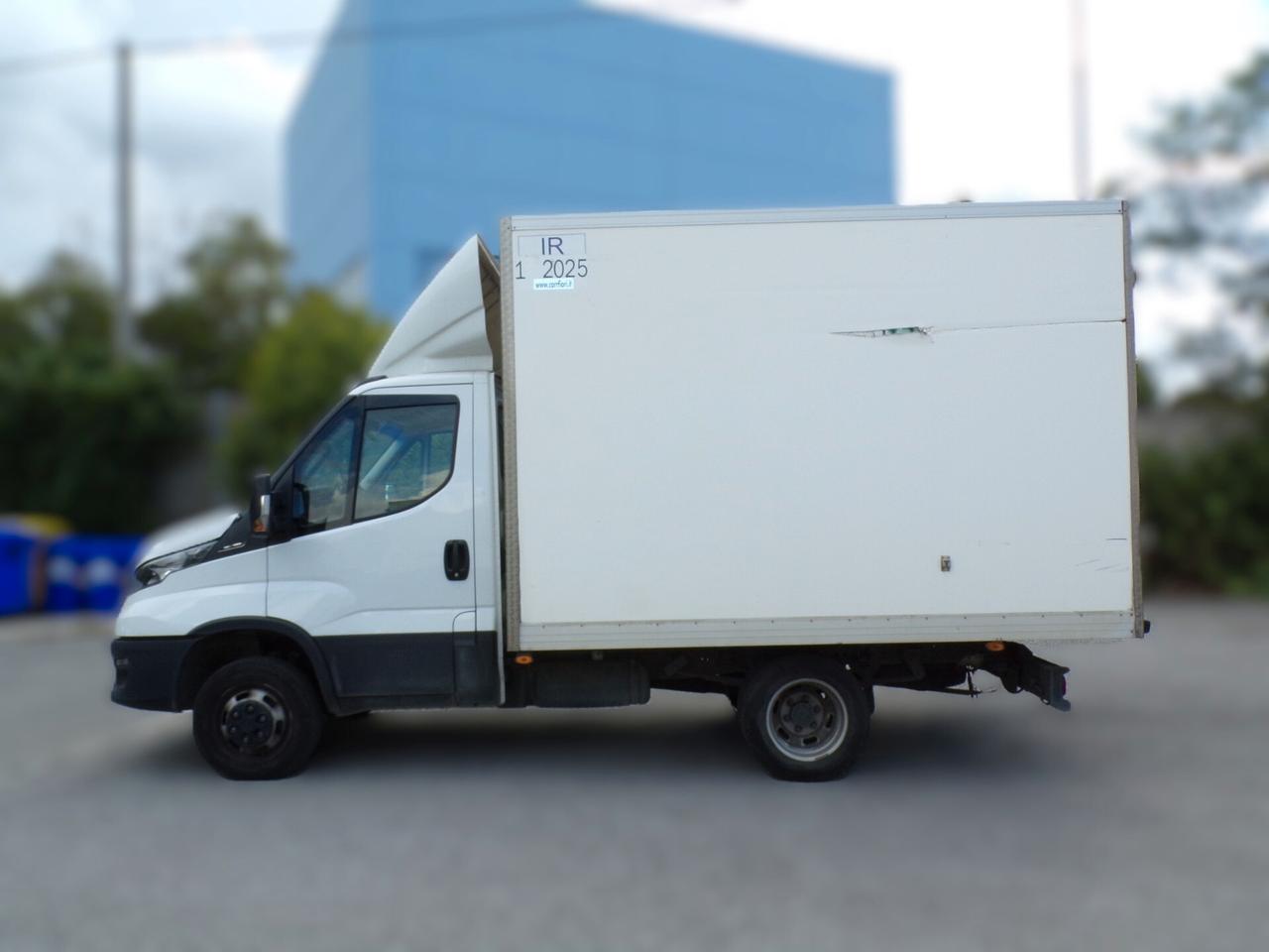 IVECO DAILY 35C12 CON CELLA FRIGO