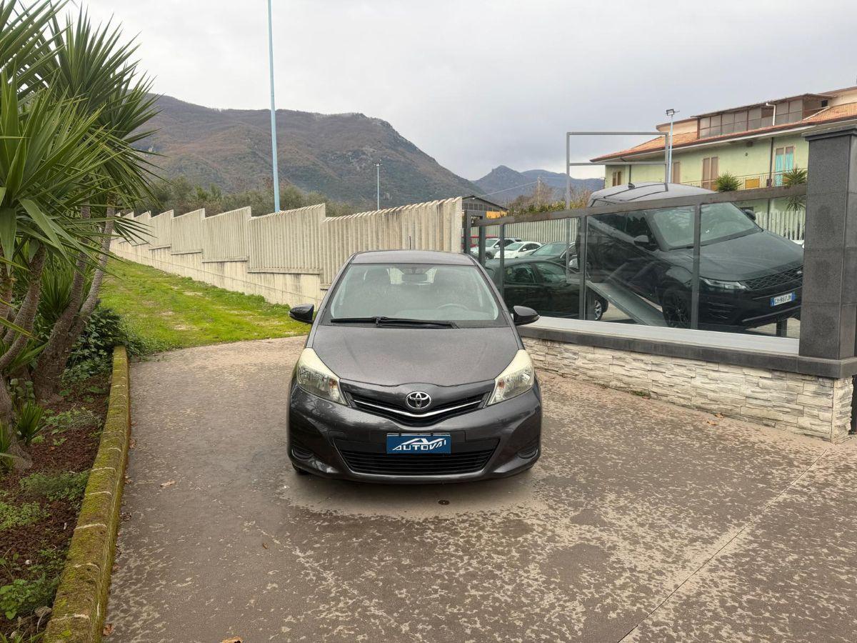 TOYOTA - Yaris - 1.0 5 porte Lounge