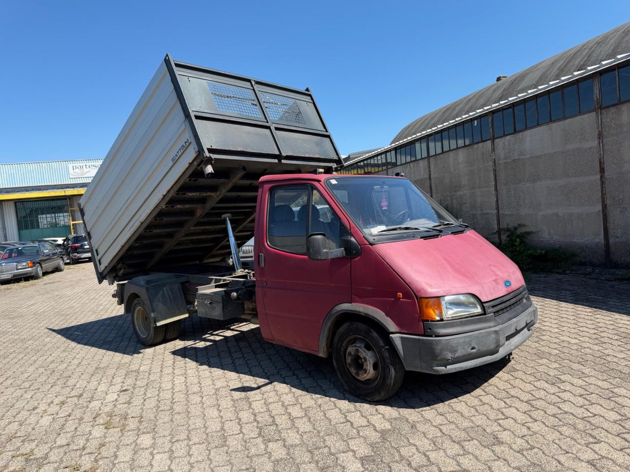 Ford Transit 100 2.5 diesel PL Cabinato