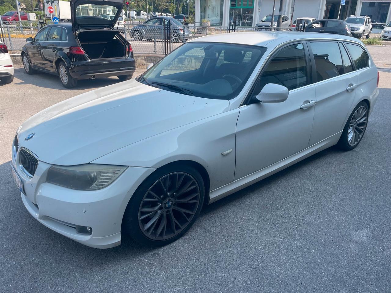 Bmw 318 318d 2.0 143CV cat Touring Attiva